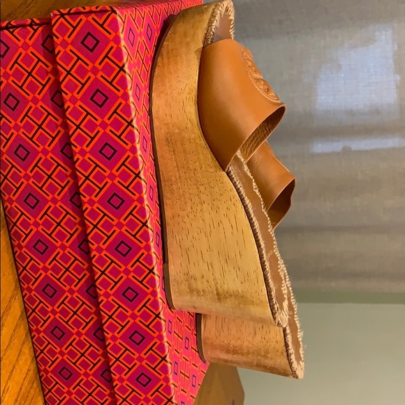 COPY - Tory Burch Patty wedge slide veg nappa - Picture 4 of 8